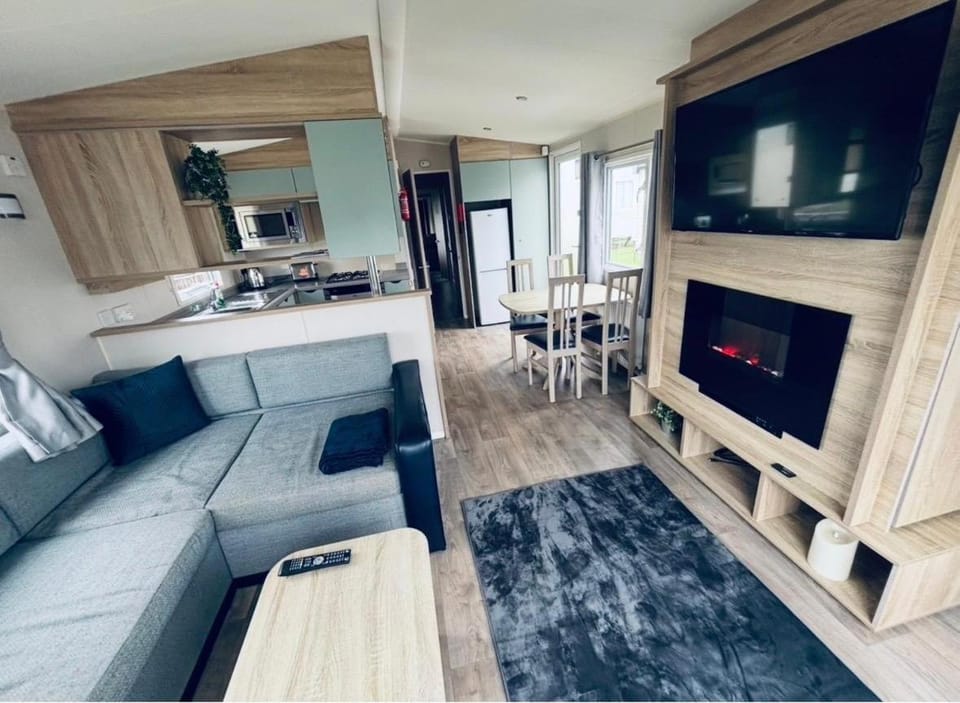 Lovely caravan in Caister on sea Campground/ 
RV Resort in Caister-on-Sea