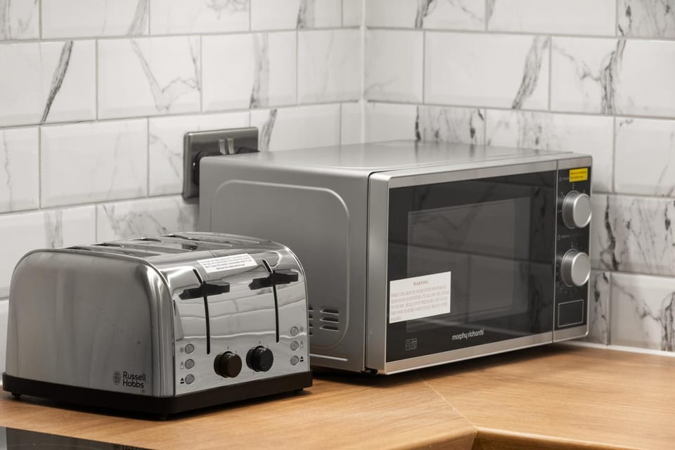 Kitchen or kitchenette, toaster