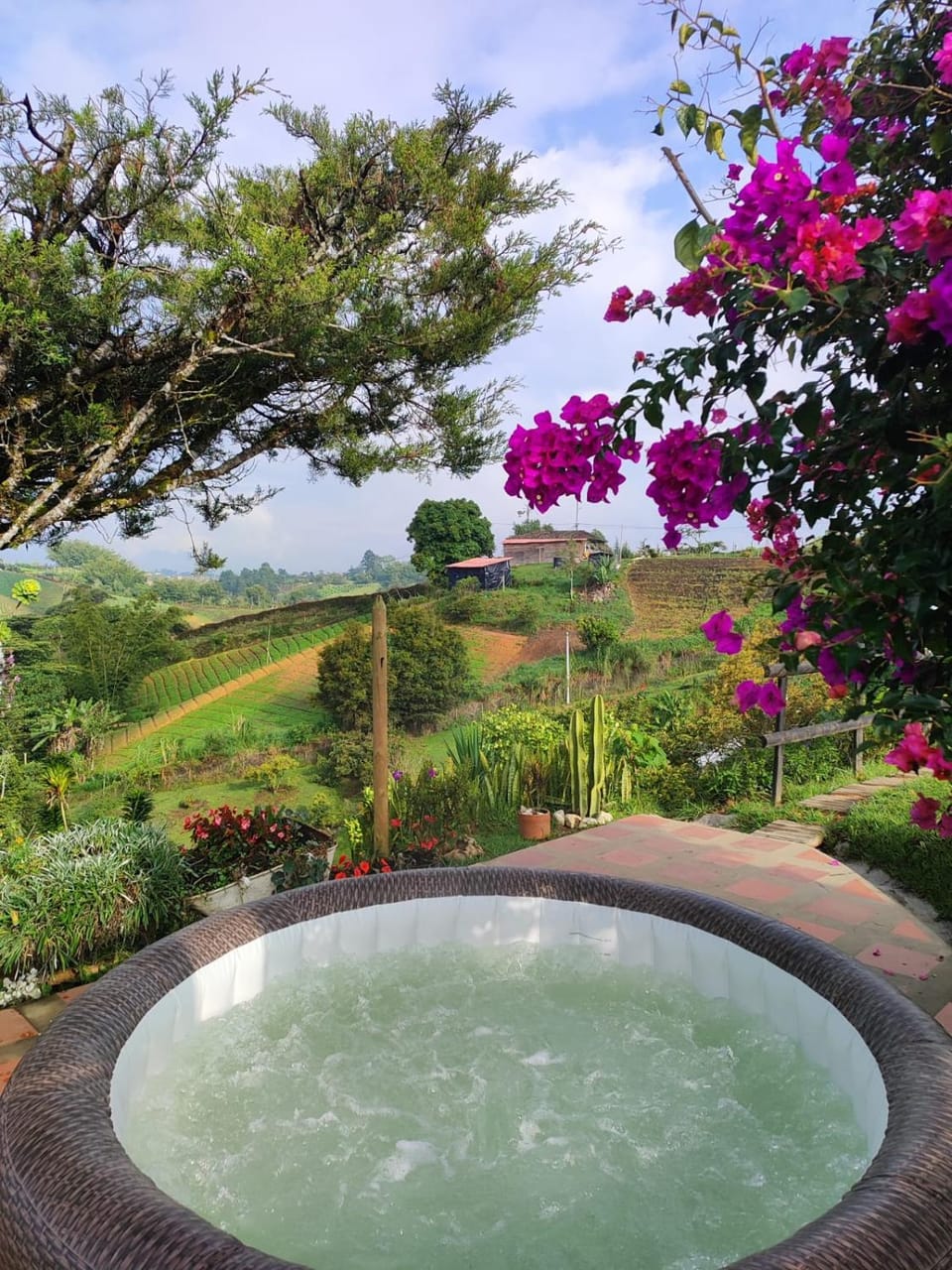 Hot Tub, Hot Tub