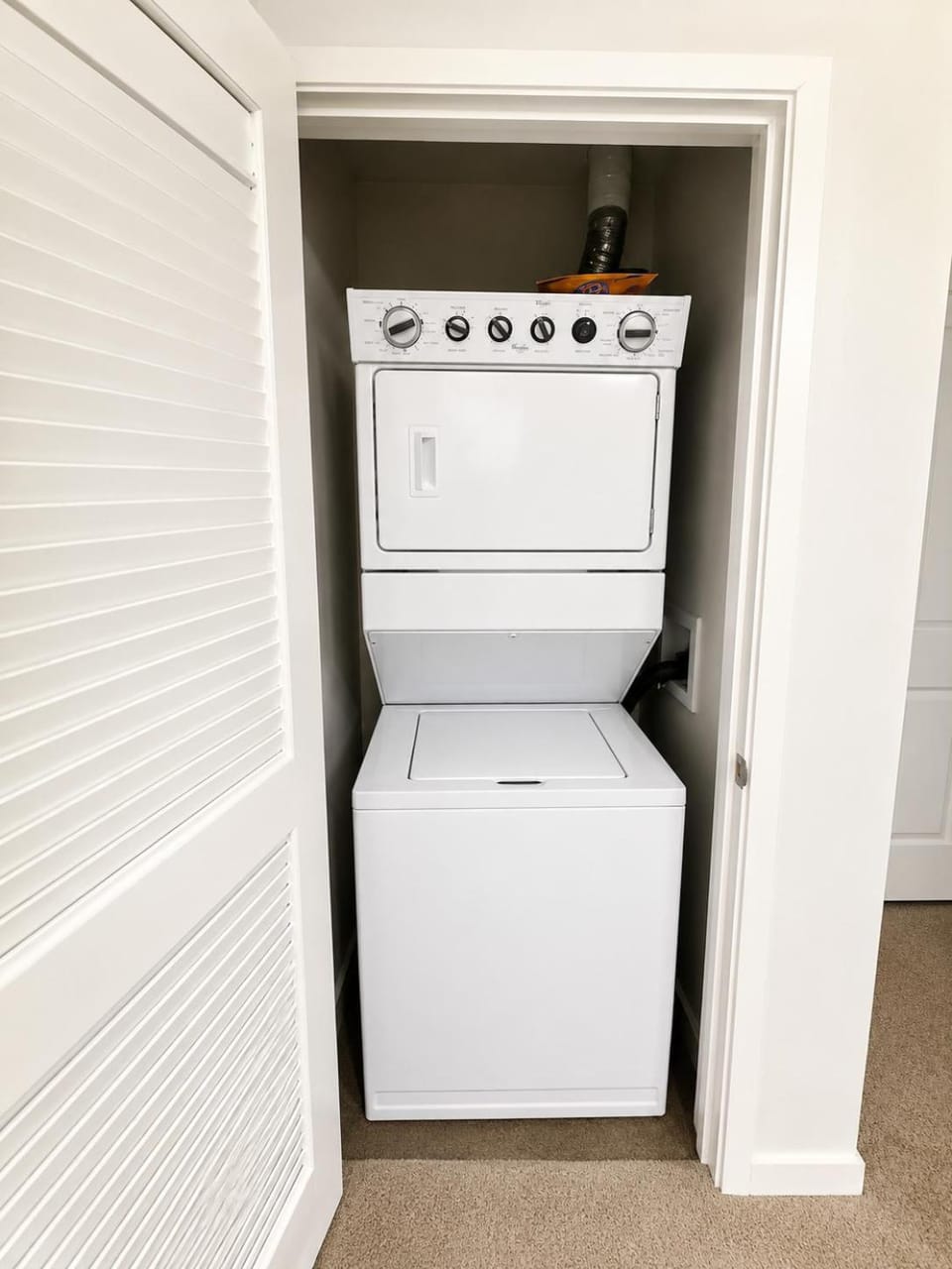 Premium 1BR Near Irvine - Prime Location Apartment in Tustin
