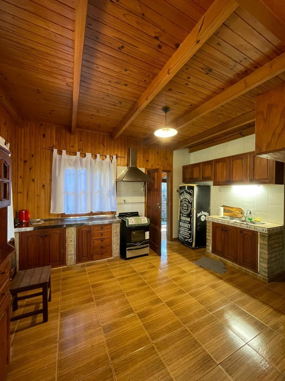 Kitchen or kitchenette, oven