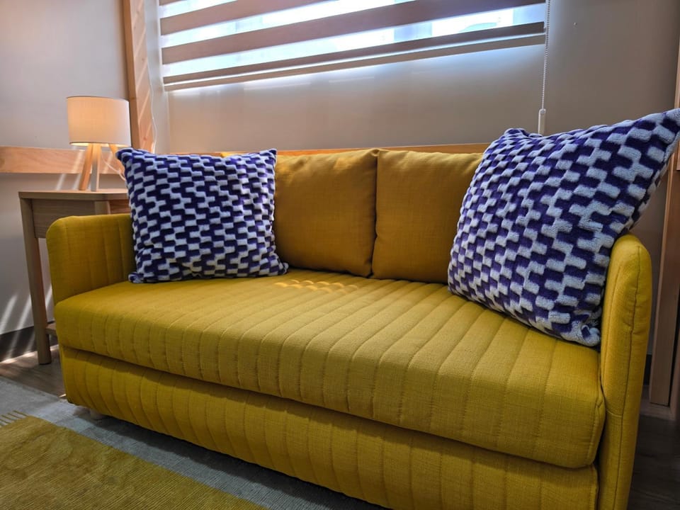 Decorative detail, Seating area
