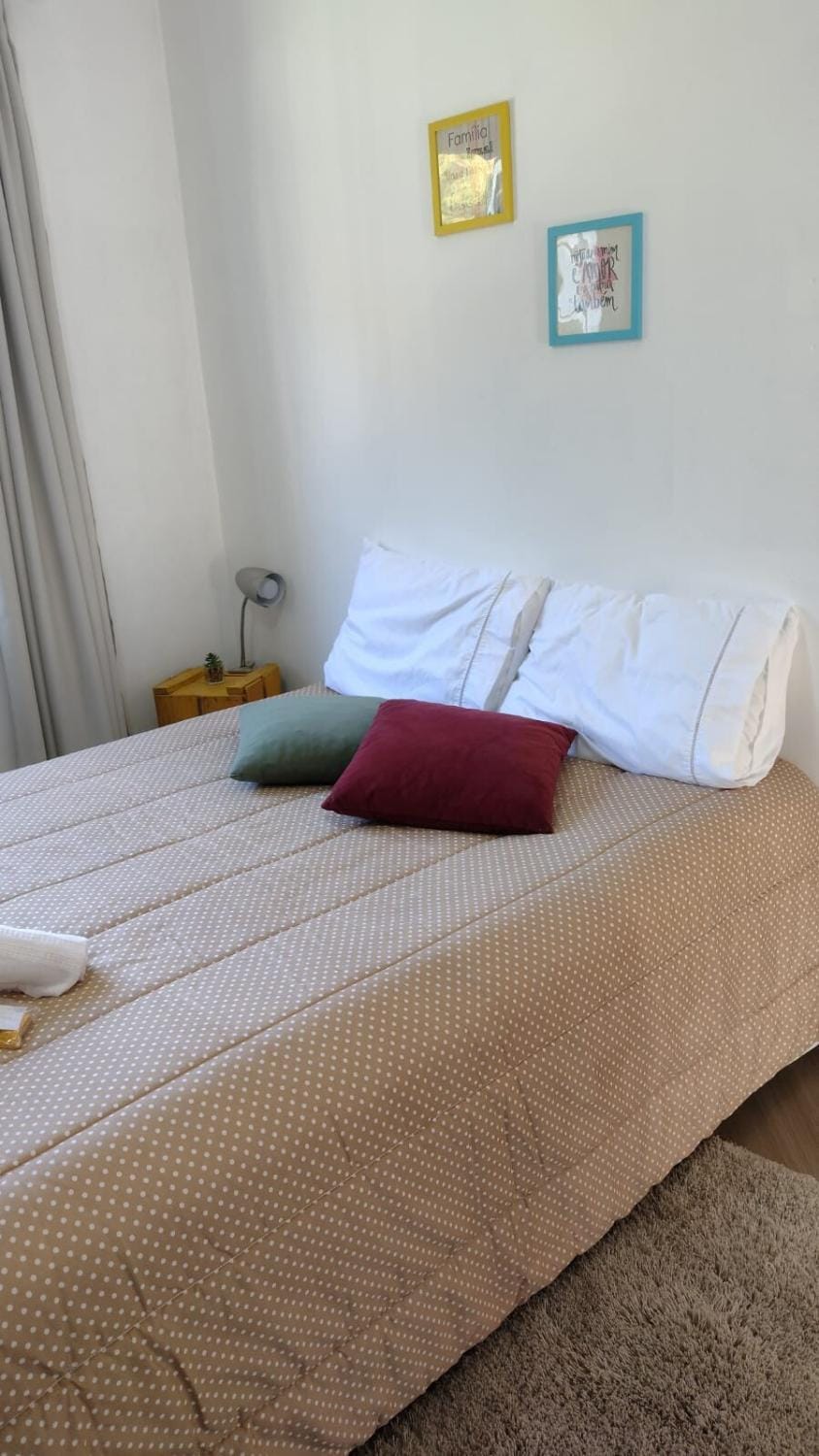 Apartamento dentro de condomínio com vaga de garagem Apartment in Nova Friburgo