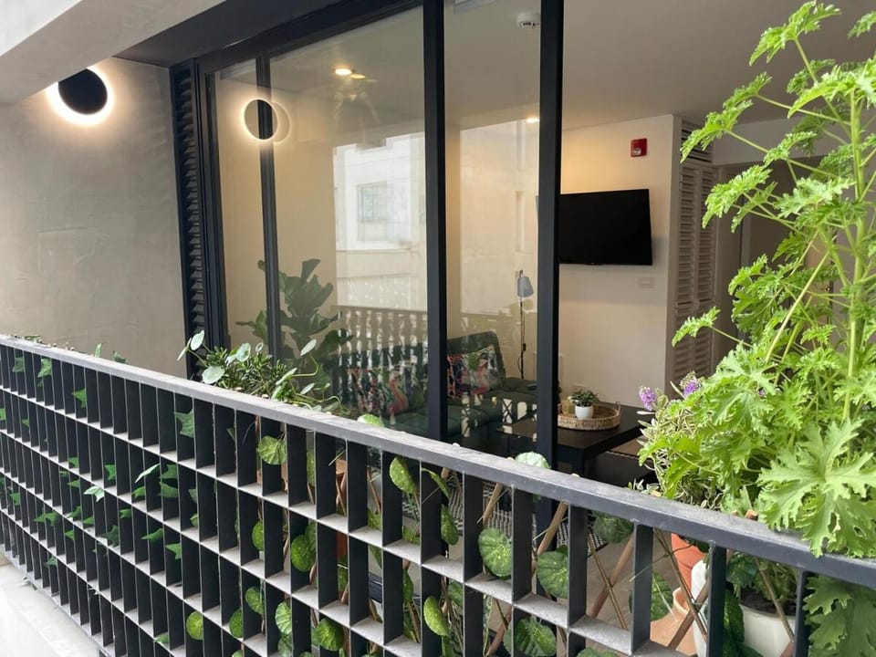 New in Barranco 2BR balcony Close to everything Apartment in Barranco