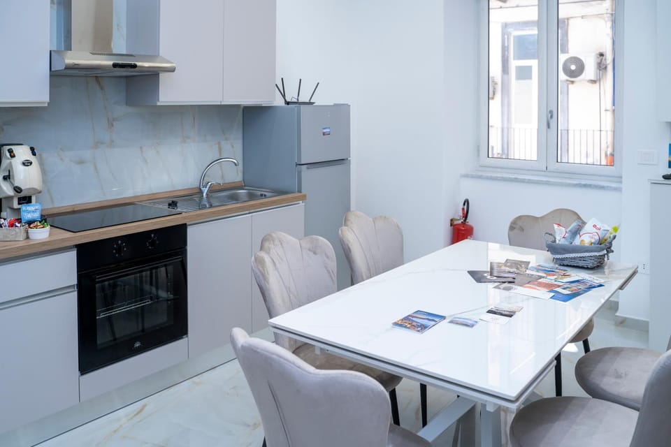 Kitchen or kitchenette, Living room, Dining area, stove