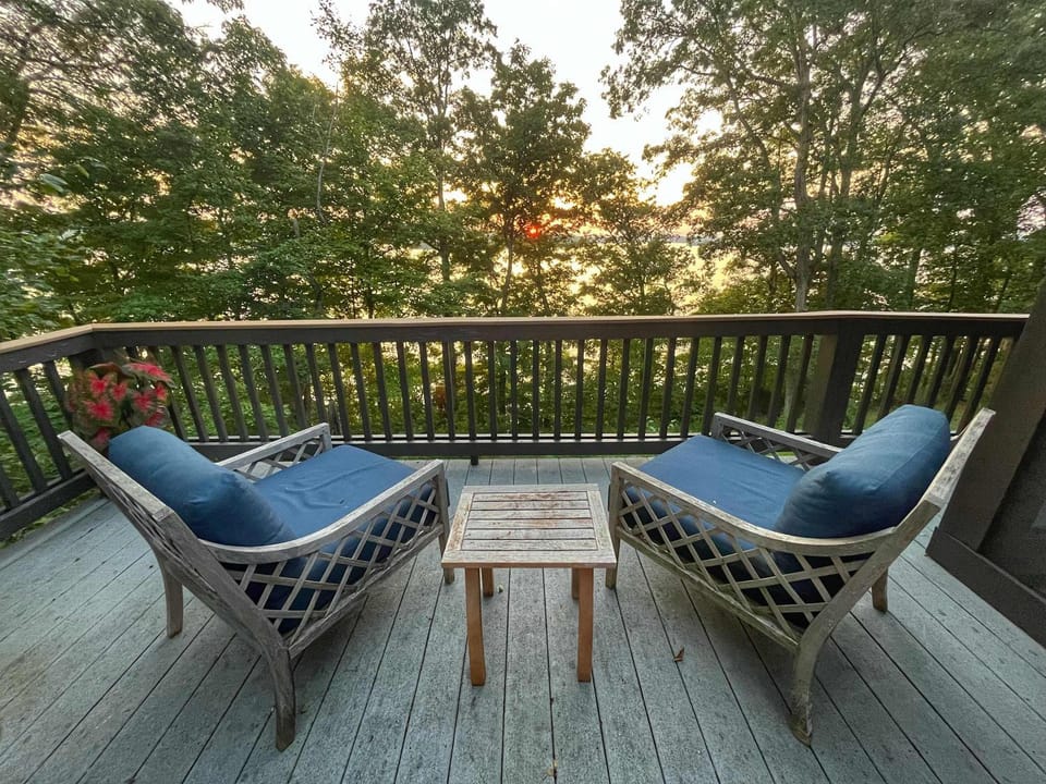Blessing by the Lake - Lakeside Cabin-Hot Tub Wifi Cabin in Barren River Lake