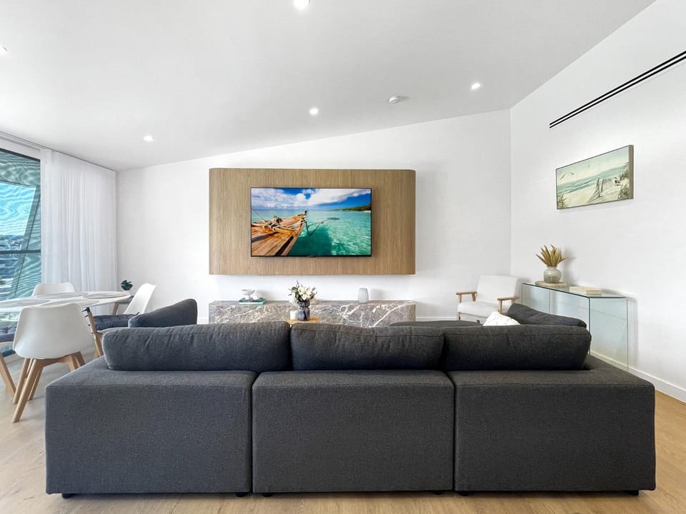 2 Bedroom Townhouse with water views House in Batemans Bay
