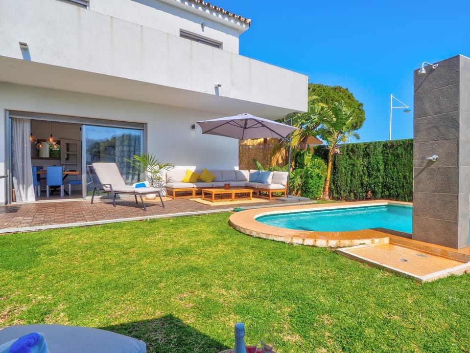 Villa Serena Villa in Sitio de Calahonda