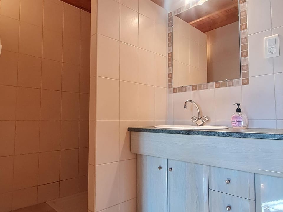 Charmant appartement au cœur de la Lorraine - FR-1-584-399 Apartment in Grand Est