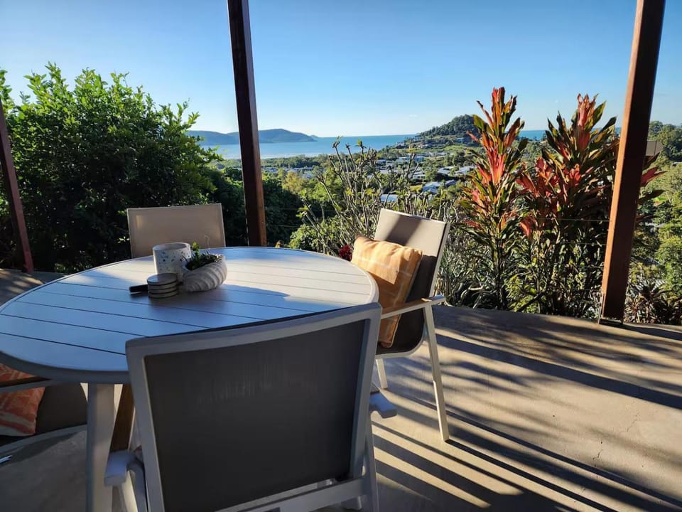 Ocean View Oasis Bed and Breakfast in Whitsundays