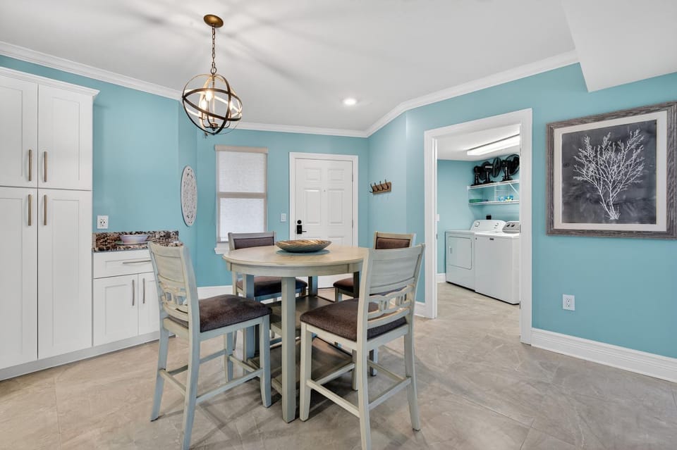 Tranquil Retreat at Dimucci Towers Apartment in Daytona Beach Shores
