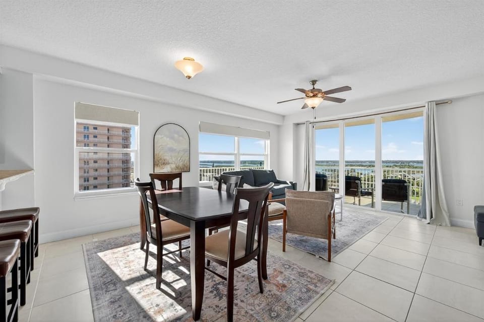 Endless Horizon at the Aruba Apartment in Daytona Beach Shores