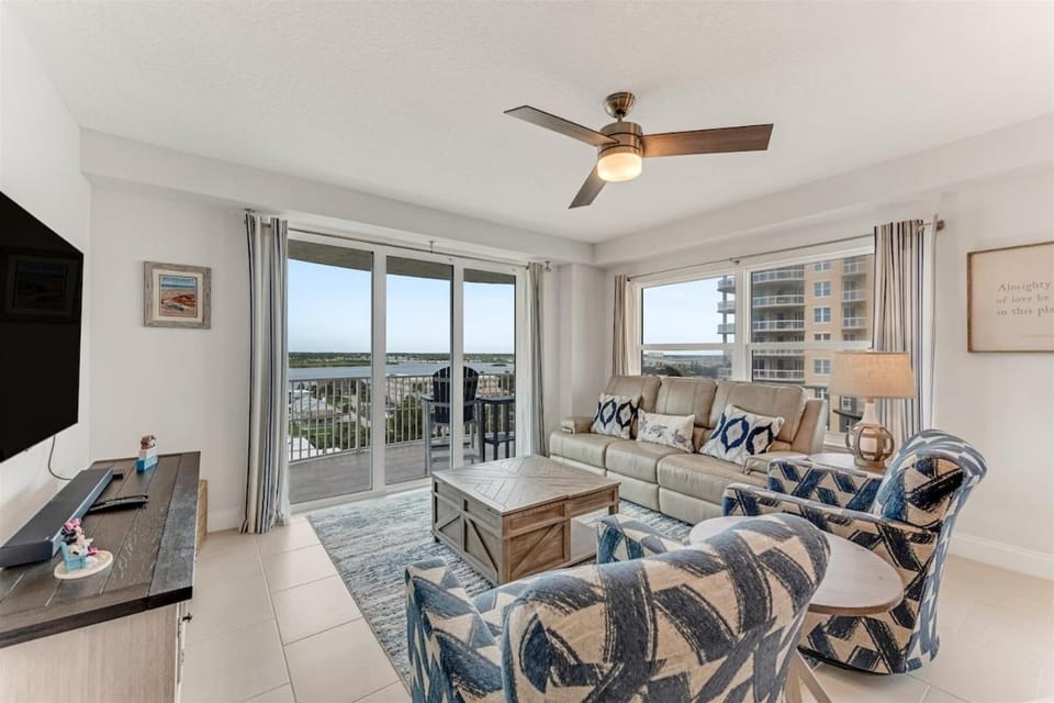 Driftwave at The Aruba Apartment in Daytona Beach Shores