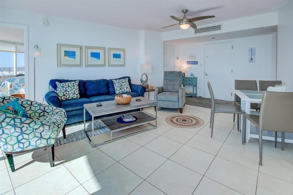 Coastal Cove at Peck Plaza Apartment in South Daytona