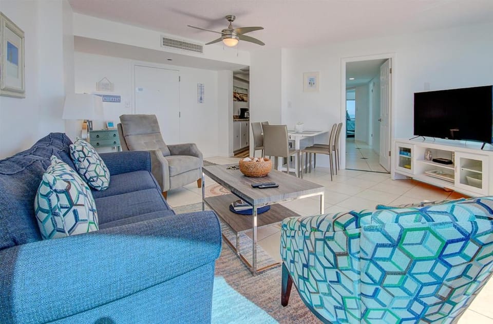 Coastal Cove at Peck Plaza Apartment in South Daytona