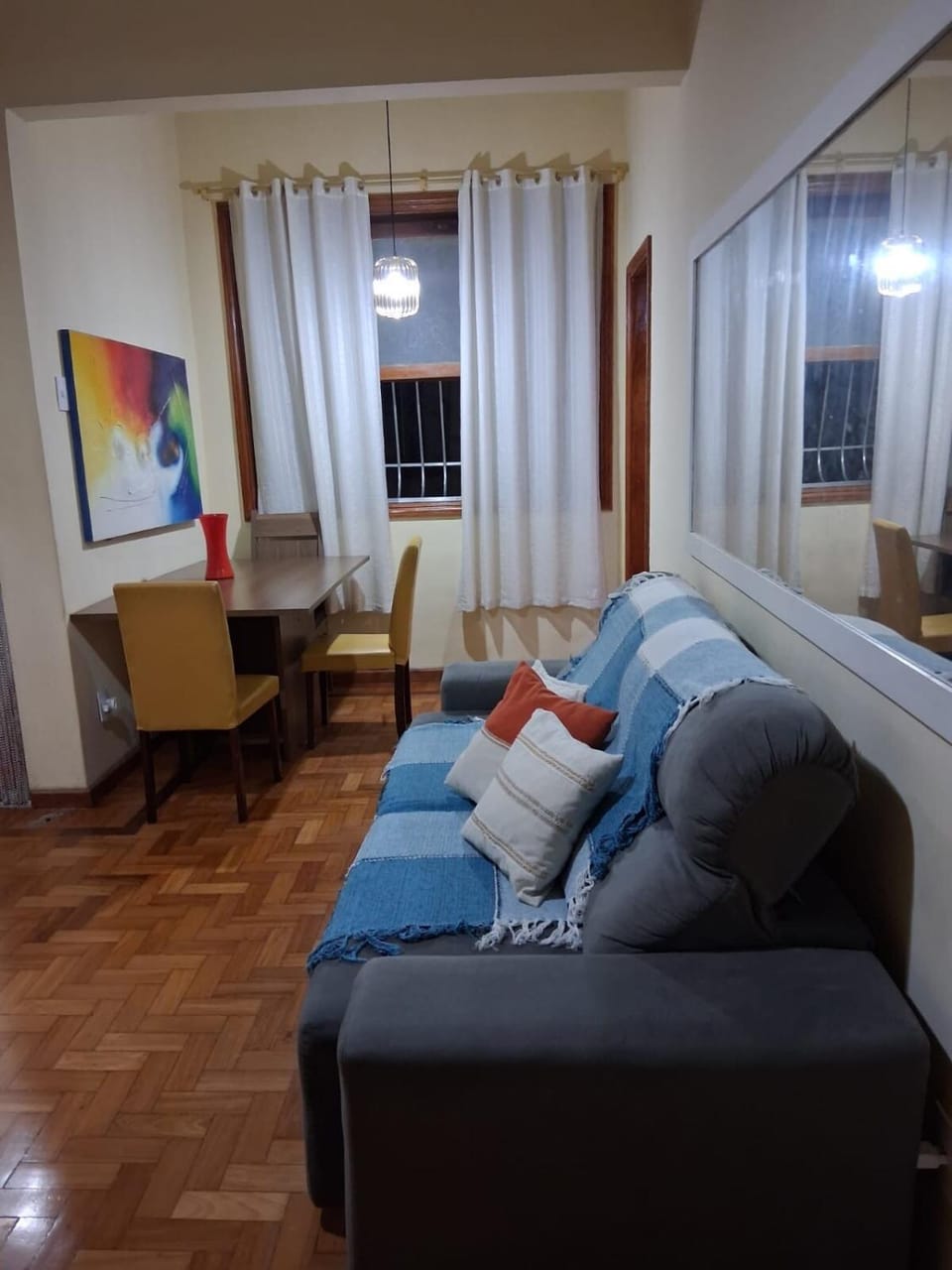 A poucos passos da praia e do metrô em Copacabana Apartment in Rio de Janeiro