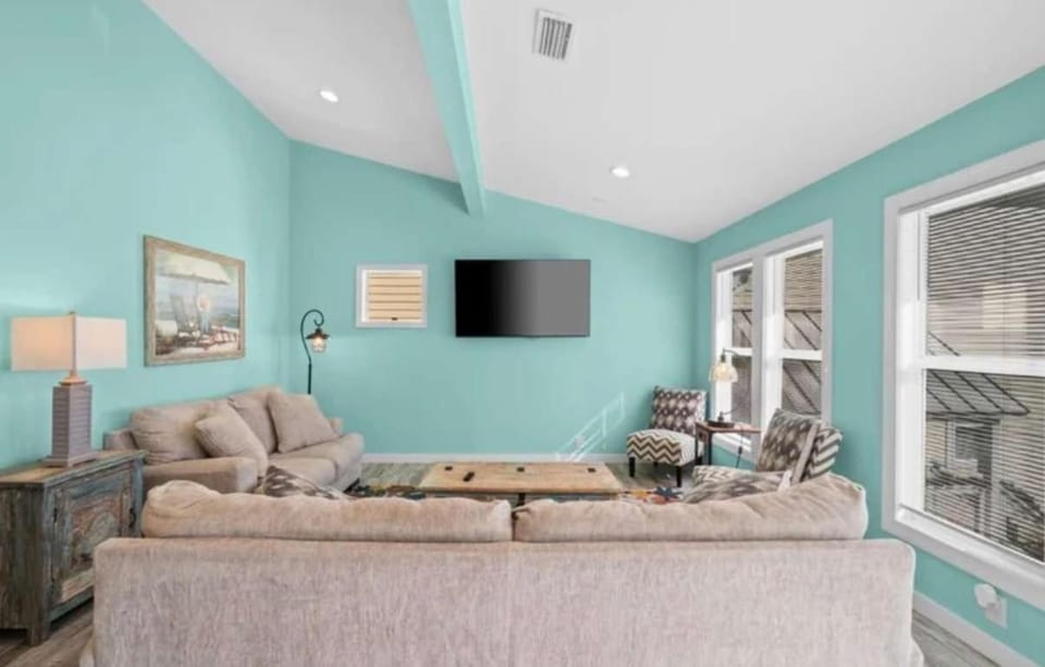 NEW Prime Location Pet Friendly St George Island House in Saint George Island