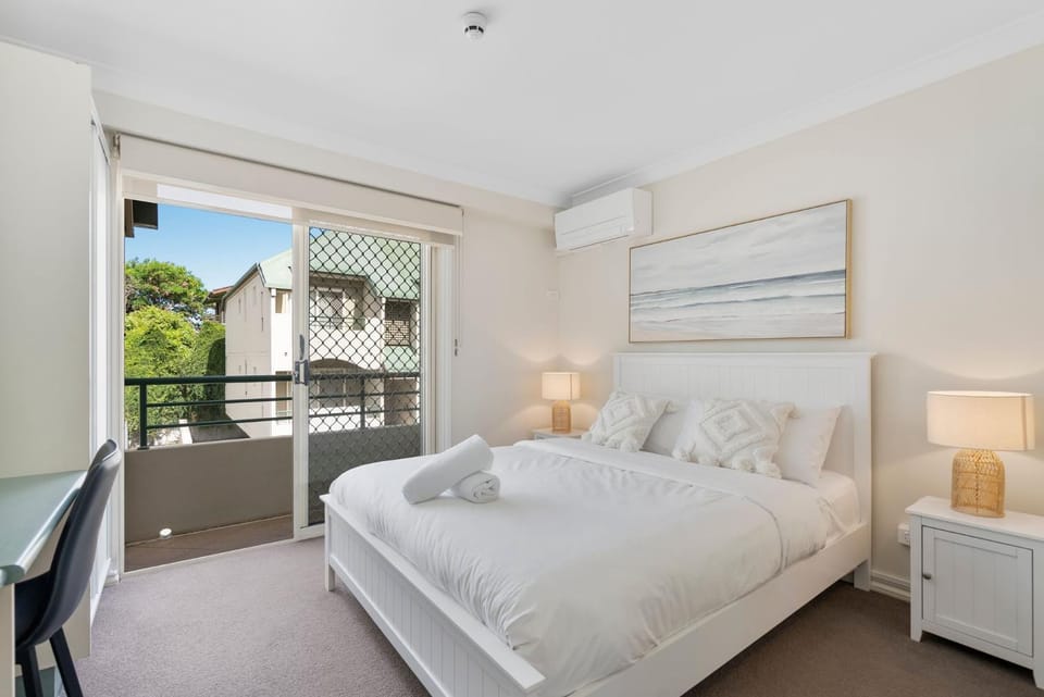 Comfortable Stay with Pool Access Apartment in Brisbane City