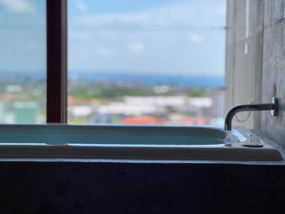 大木の宿 Shicari Villa in Okinawa Prefecture