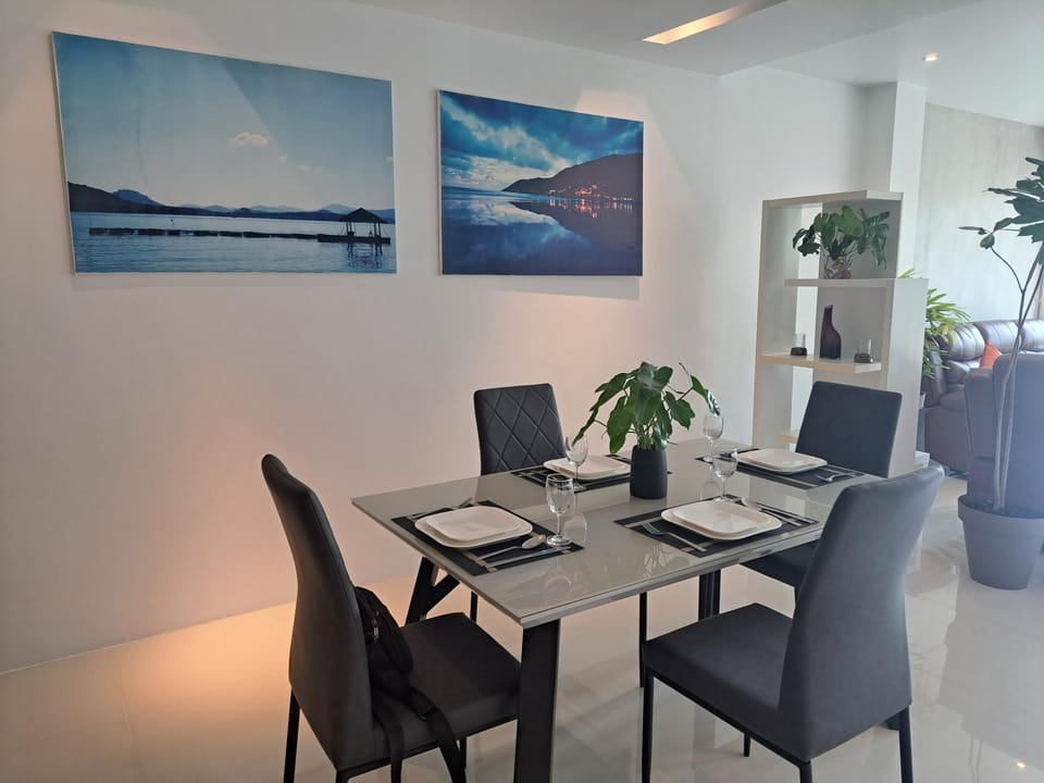2 bed 2 bath in Phuket Apartment hotel in Kathu