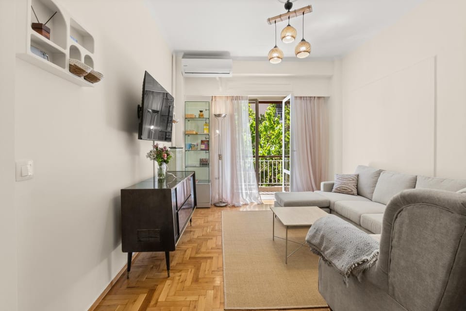 TV and multimedia, Balcony/Terrace, Living room, Seating area, Evening entertainment, internet, internet, air conditioner