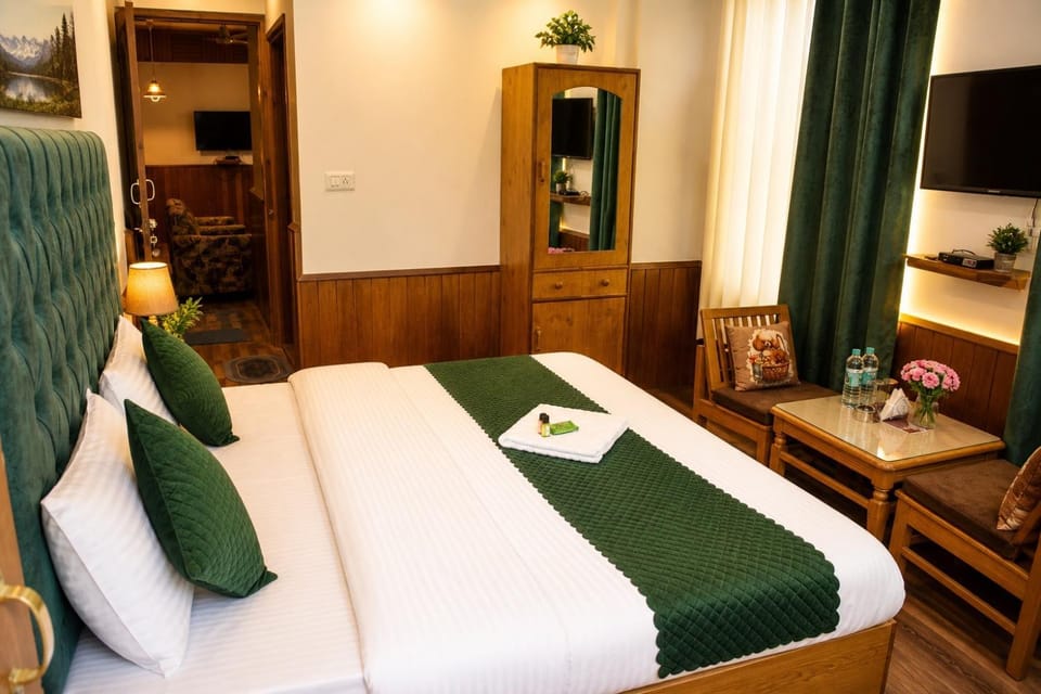 Vacanza Hills Hotel and Cottages Hotel in Manali