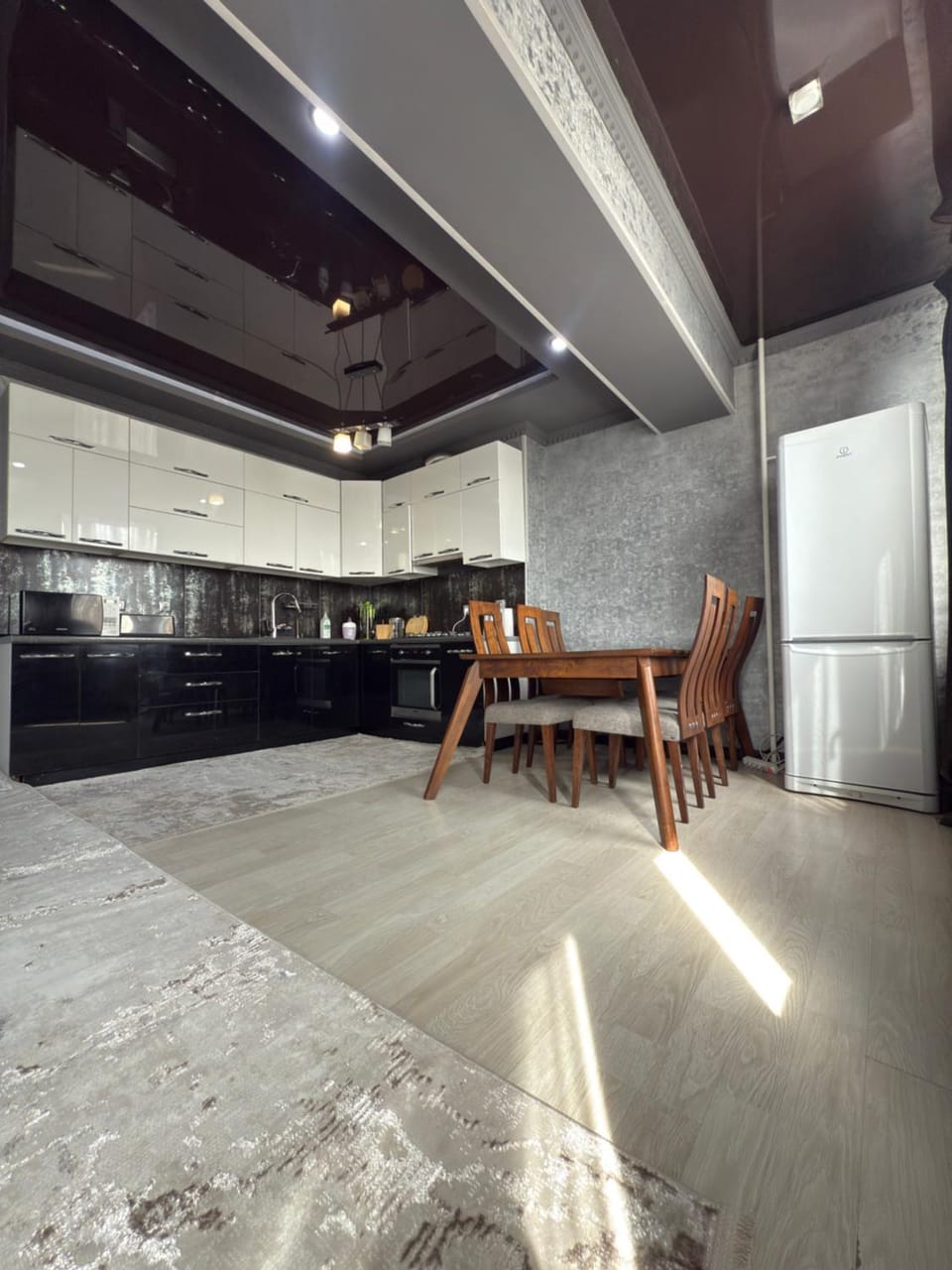 Living room, Seating area, Communal kitchen