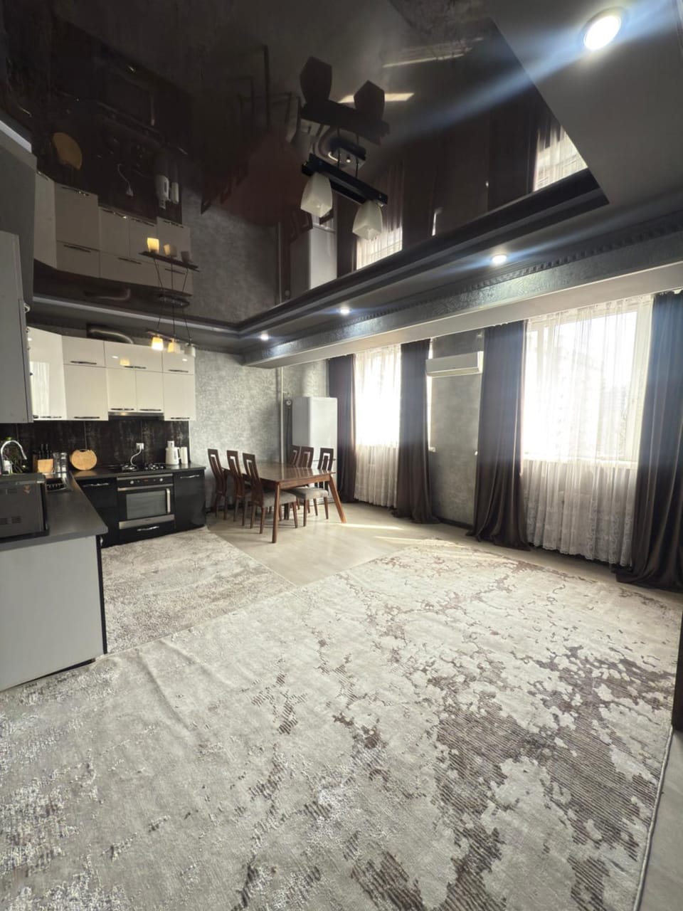 Living room, Seating area, Communal kitchen