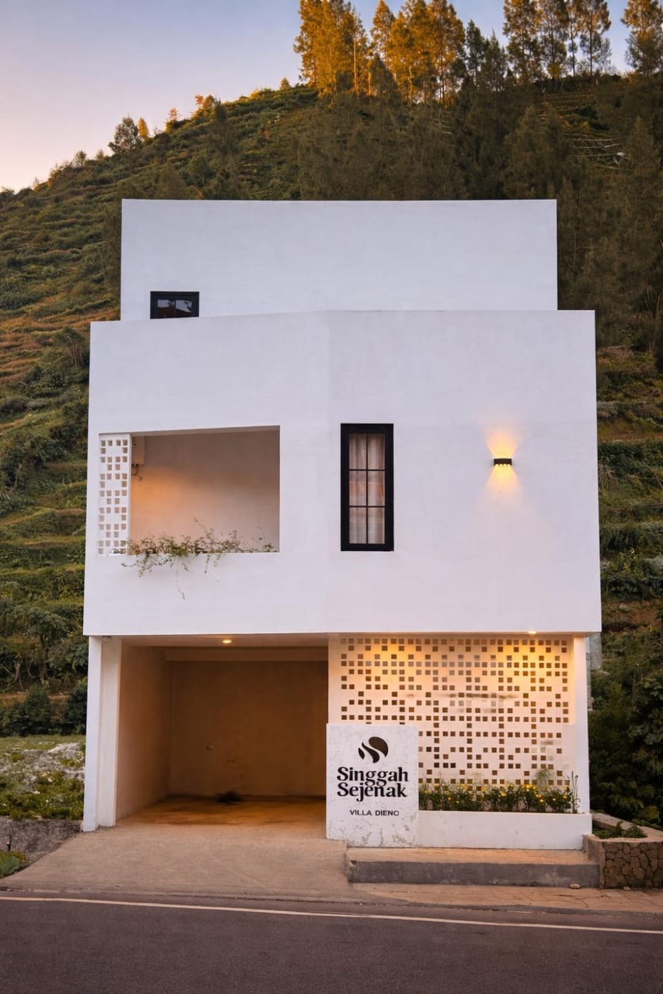 Property building, Day