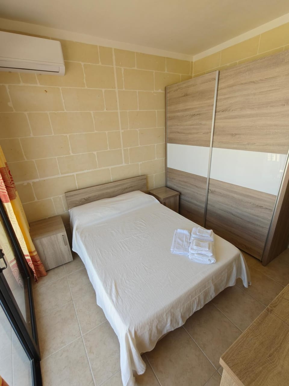 Bed, View (from property/room), Balcony/Terrace, Photo of the whole room, Bedroom, wardrobe, air conditioner