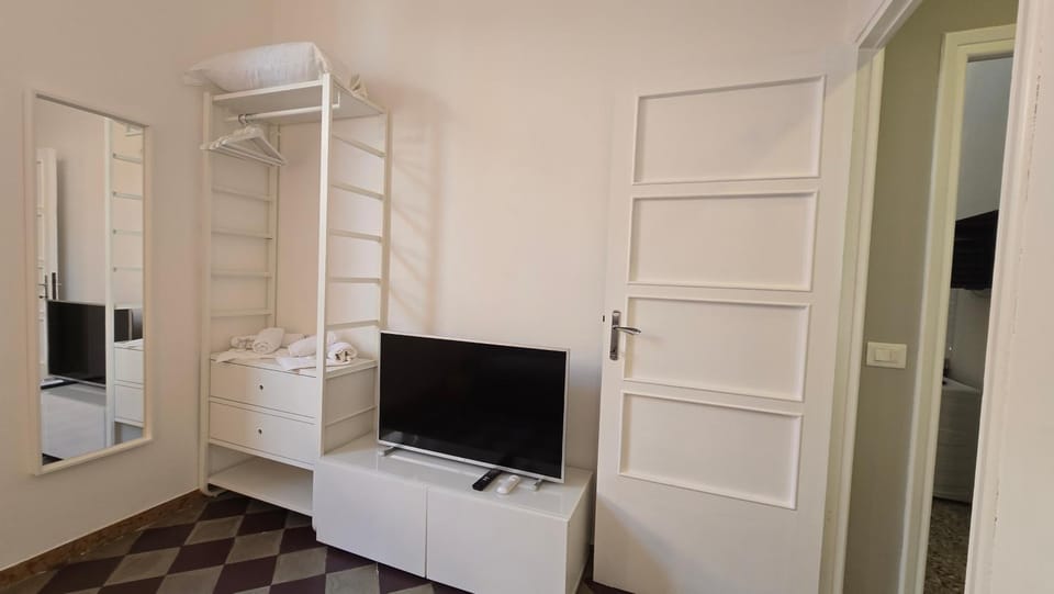 TV and multimedia, Bedroom