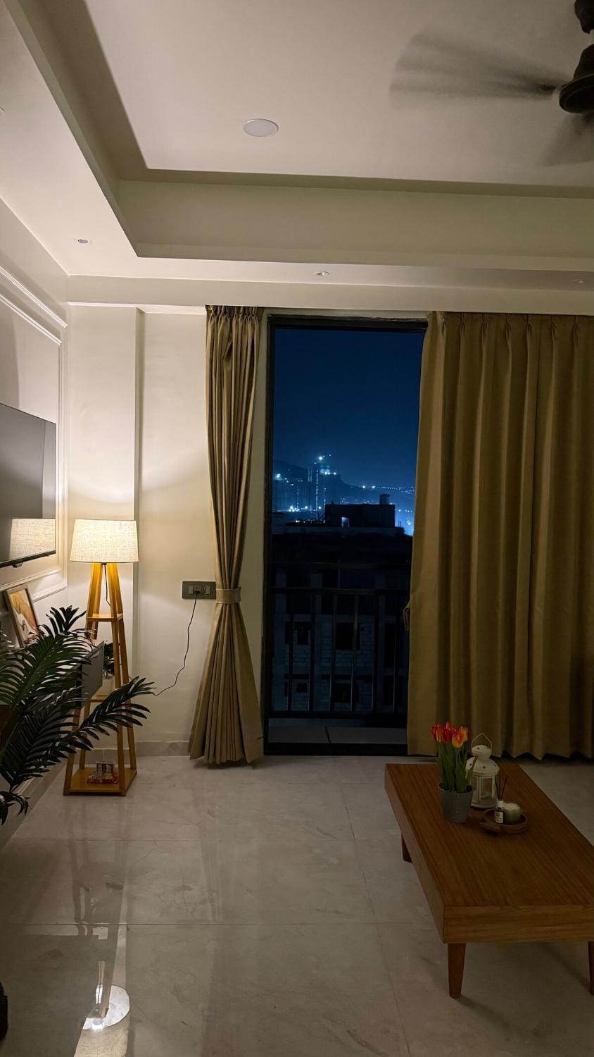 Night, TV and multimedia, View (from property/room)