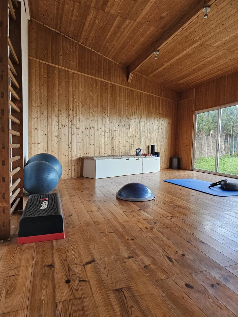 Property building, Fitness centre/facilities, Fitness centre/facilities