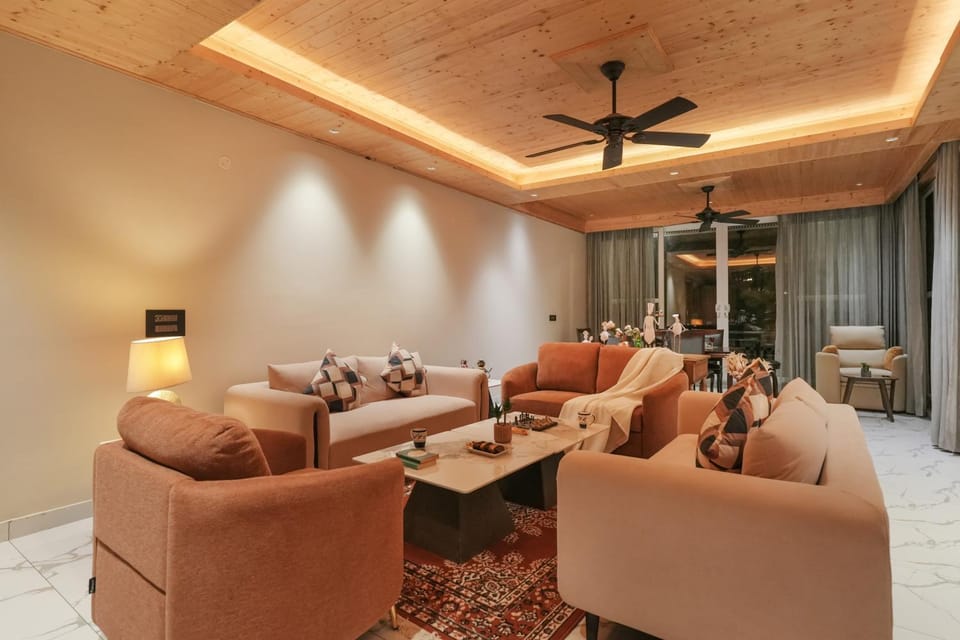 ELIVAAS Signature Kavya Villa Forest View 4BHK Villa, Kasauli Villa in Himachal Pradesh