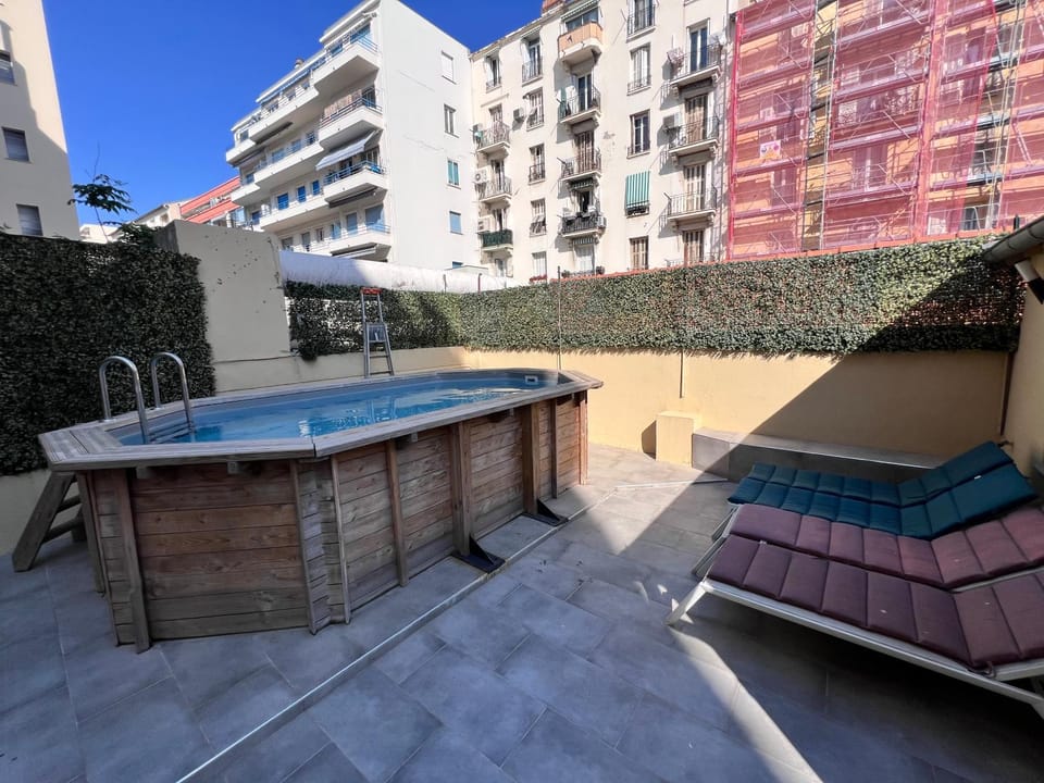 Patio, Day, View (from property/room), Balcony/Terrace, Pool view, Swimming pool, sunbed