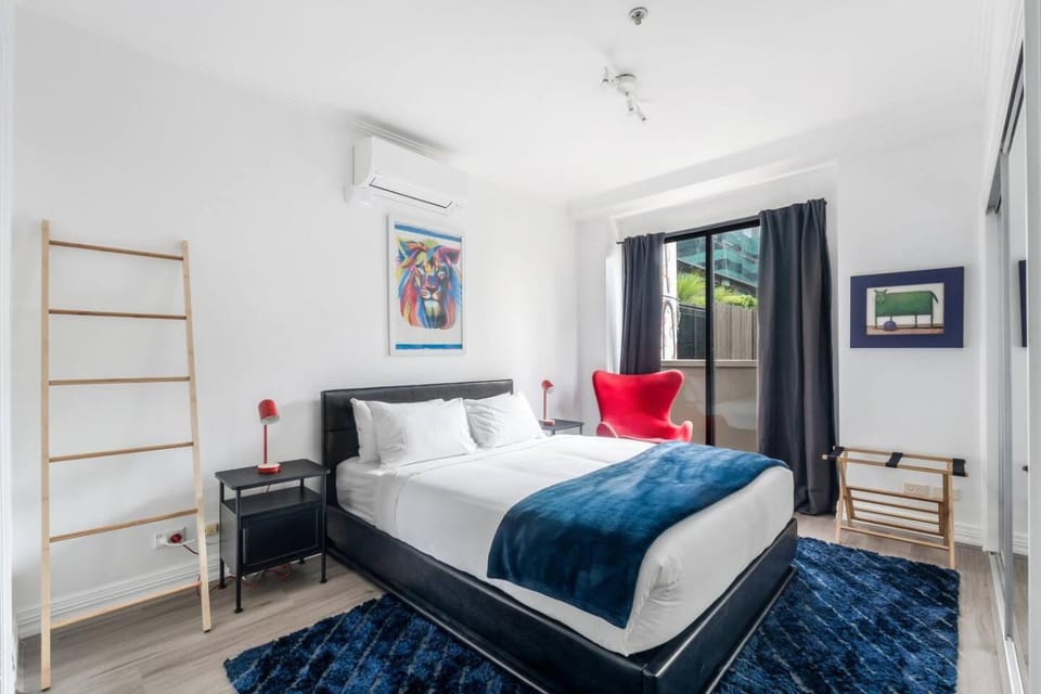 Bed, Bedroom, air conditioner