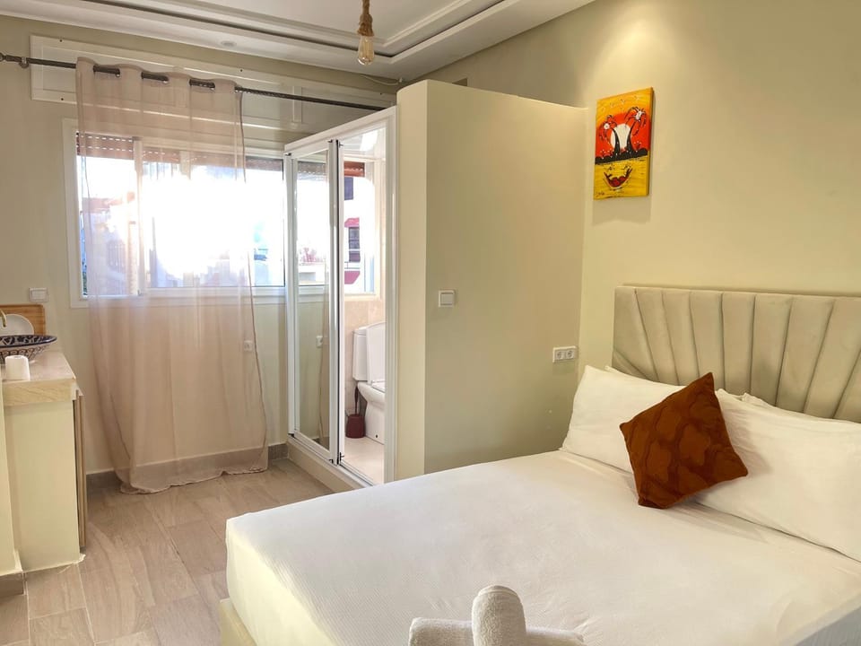Warm nest bedroom- Family only Apartment in Tangier