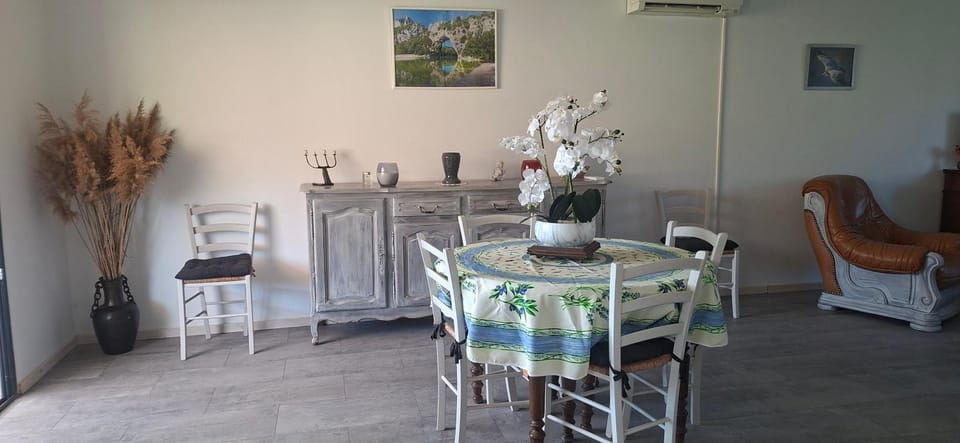 Gite du Pre de la Fontaine Apartment in Provence