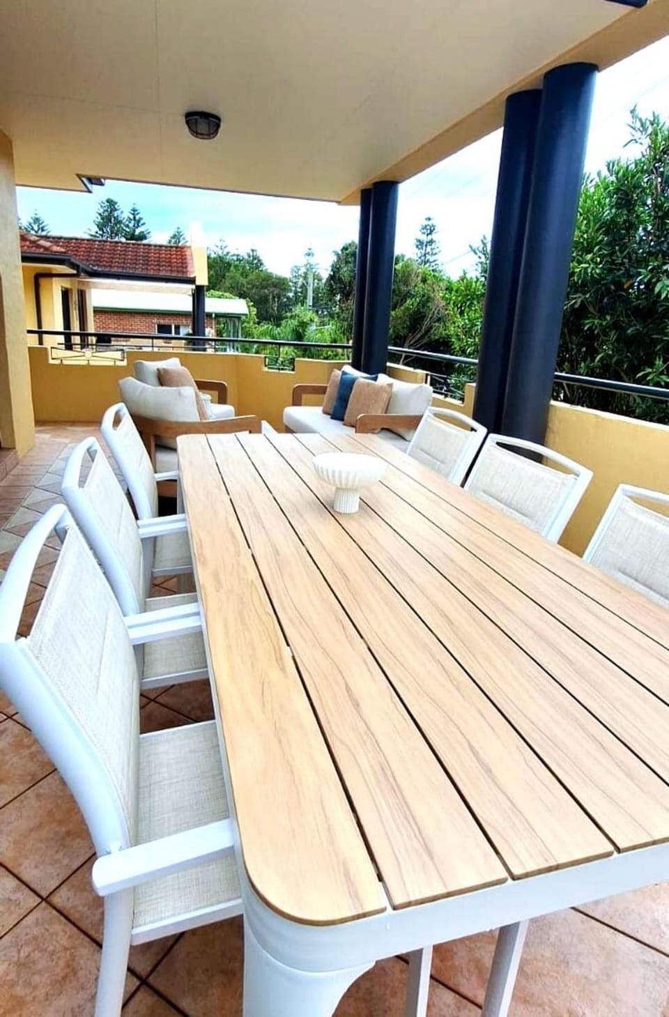 Walk to Beach - Boutique Beachside Townhouse House in Central Coast