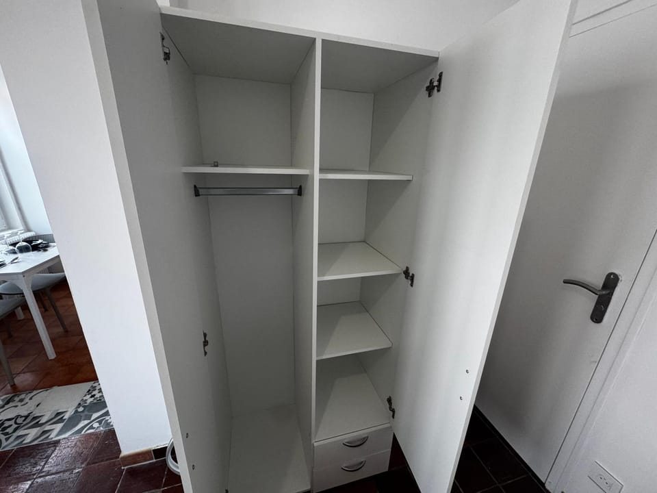 wardrobe
