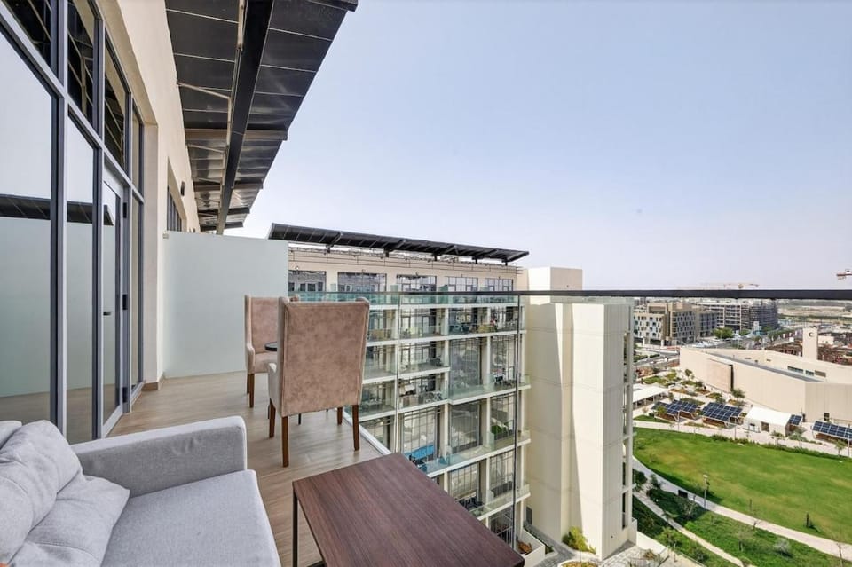 FIRST CLASS 1BR Luxury Oasis Hideaway Apartment in Abu Dhabi