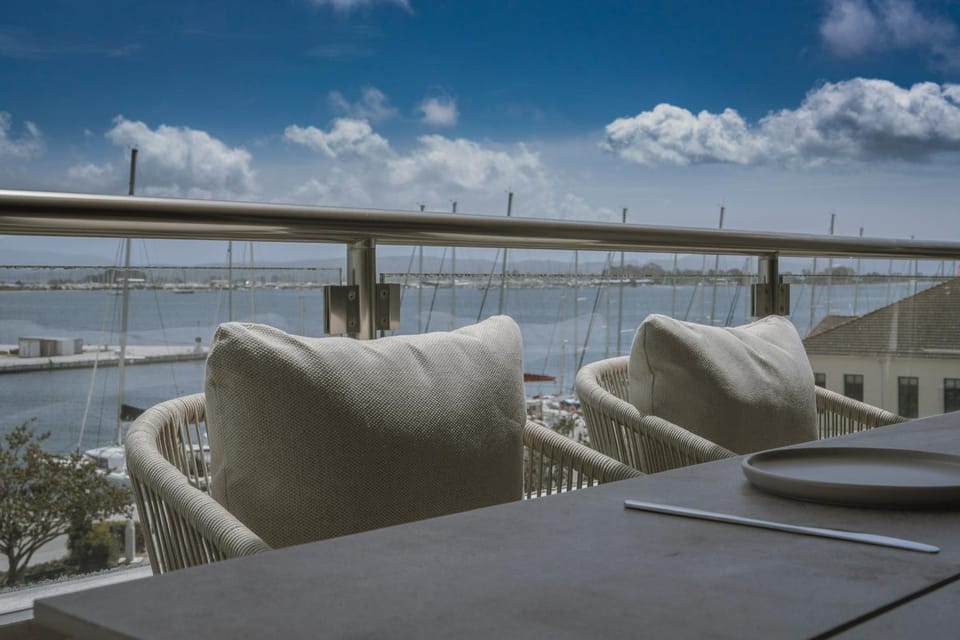 Akari - Luxury Apartment Apartment in Peloponnese, Western Greece and the Ionian