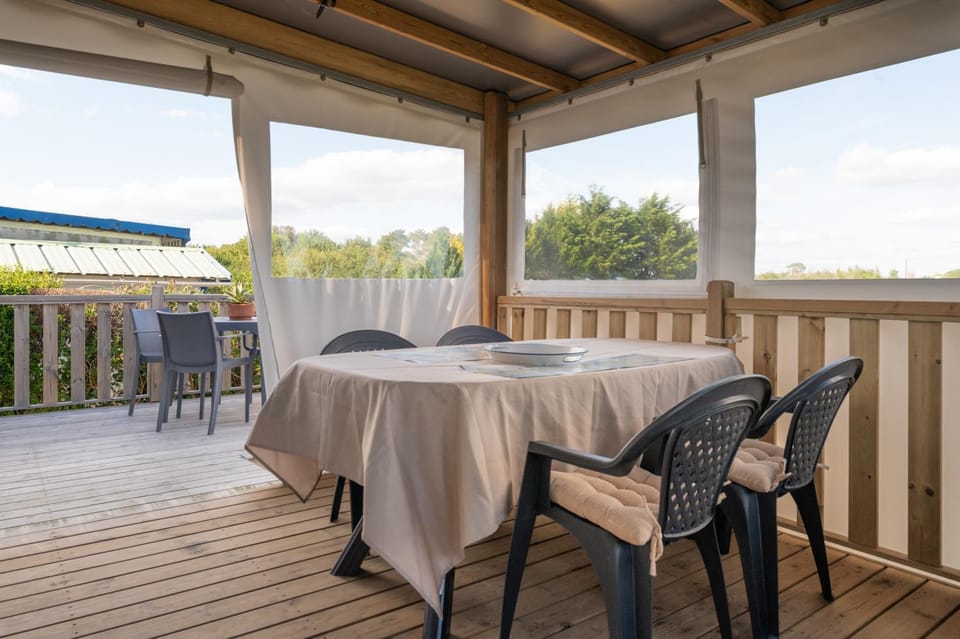 La Brisse d'Erdeven Campground/ 
RV Resort in Brittany