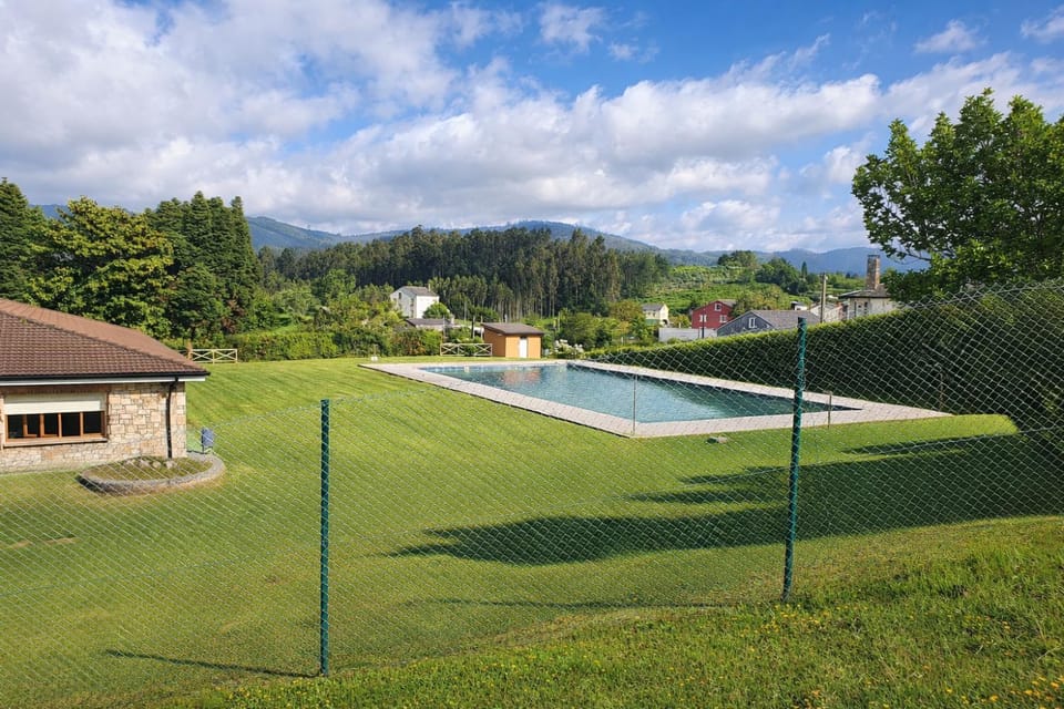 Mountain view, Swimming pool