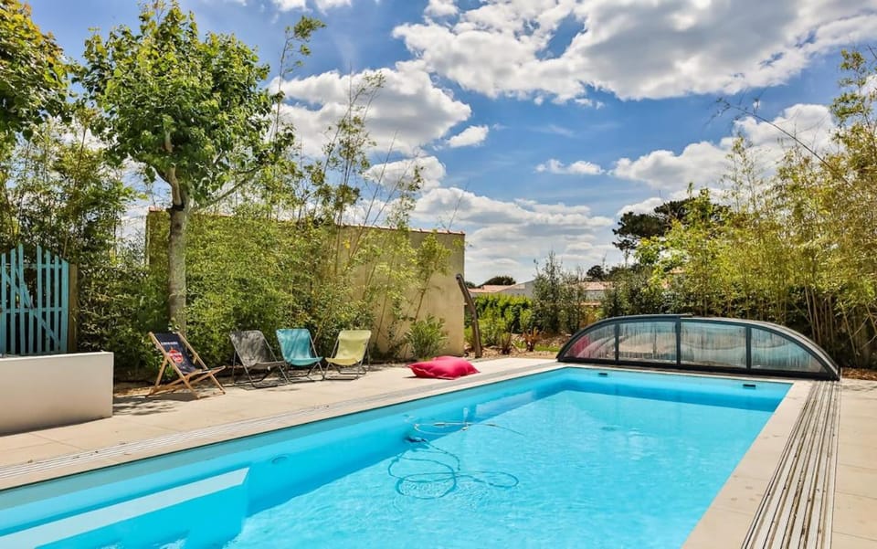 Garden, Swimming pool