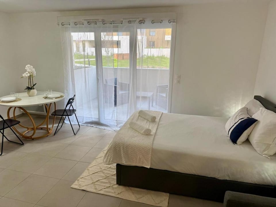 Cosy Suite - standing, calme, arboré, parking, 15 min de la plage Apartment in Montpellier