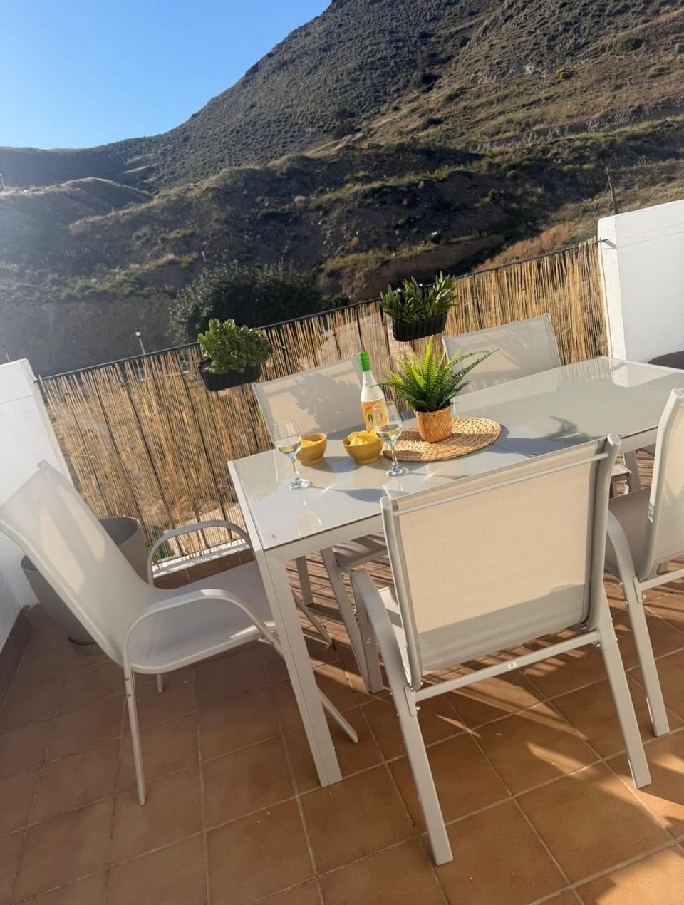 Off site, Mountain view