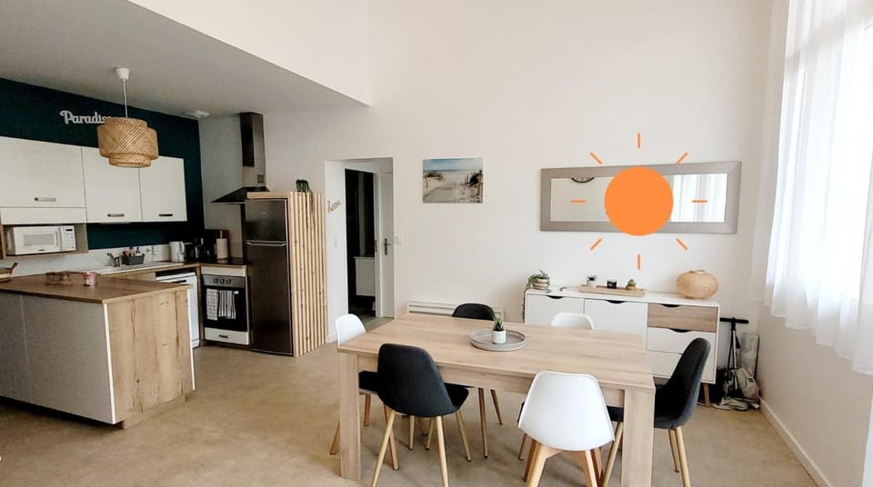 Property building, Kitchen or kitchenette, Living room
