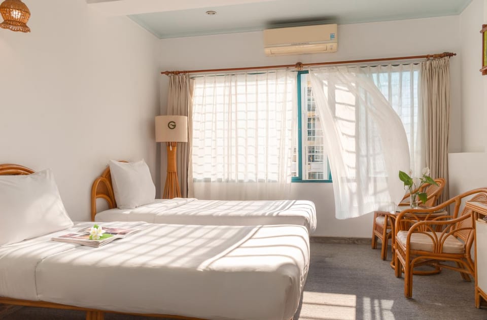 Bed, View (from property/room), View (from property/room), Bedroom