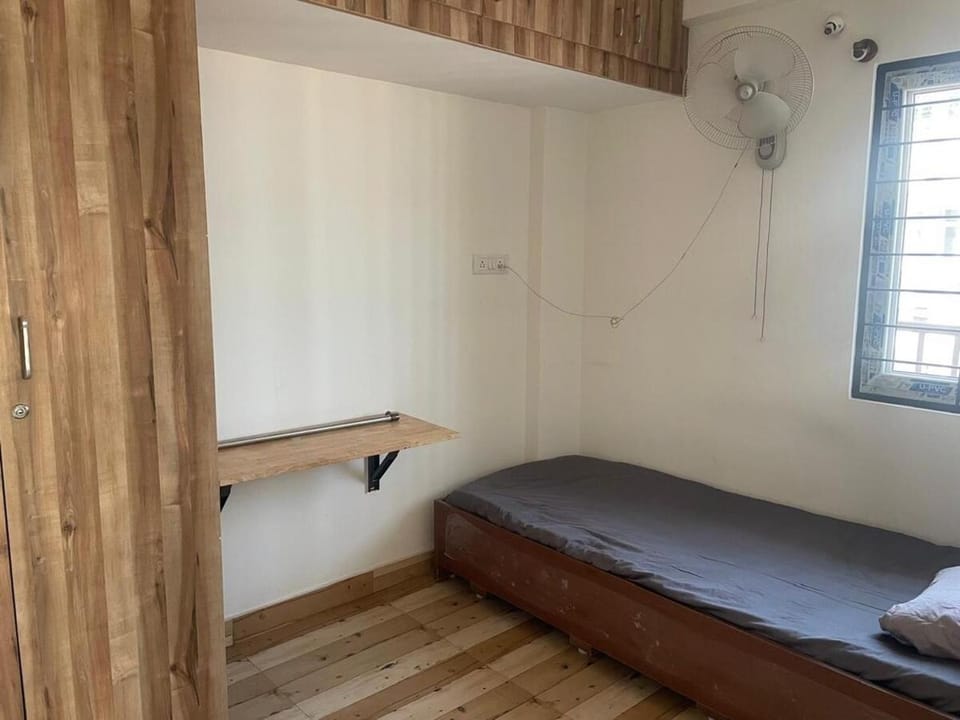 Simple 2BHK with Kitchen & Balcony Apartment in Bengaluru